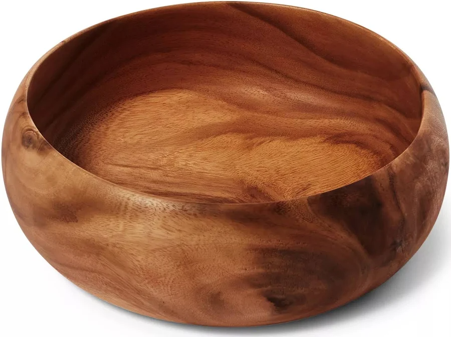 A picture of our acacia bowl.